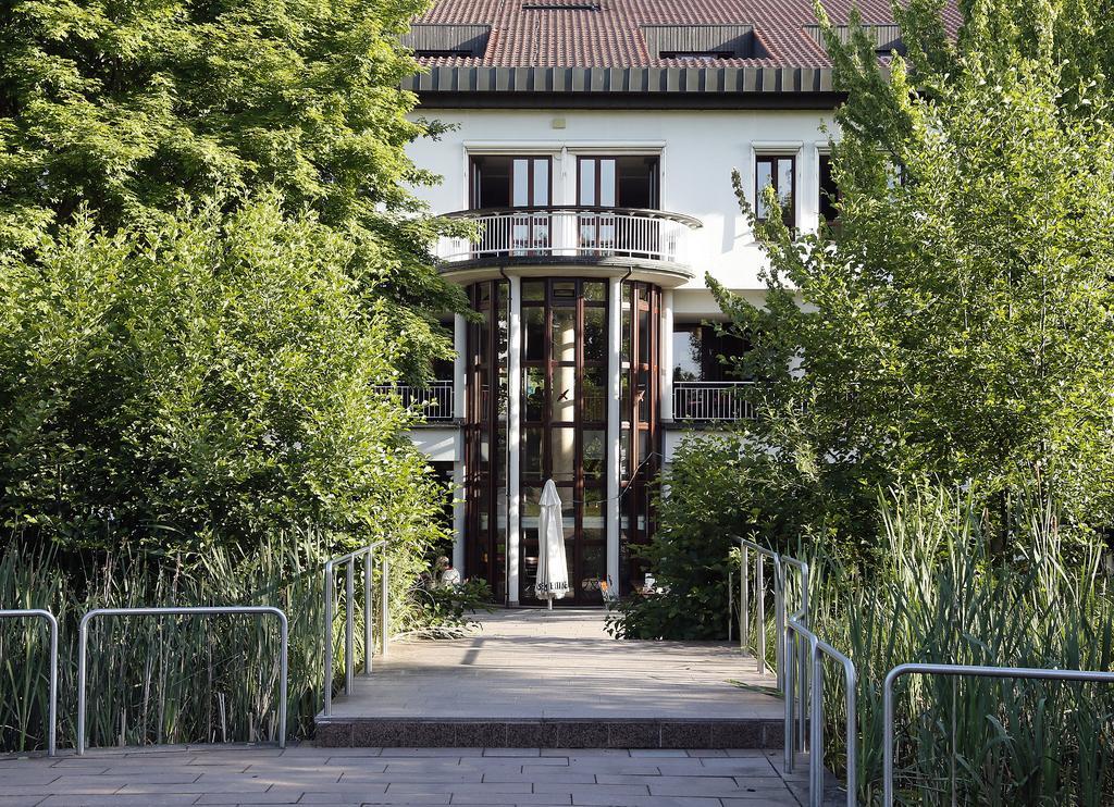 Tagungs- Und Bildungszentrum Steinbach/Taunus Steinbach im Taunus Kültér fotó